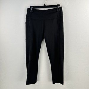 Victoria’s Secret sport knockout capri cropped black leggings M‎